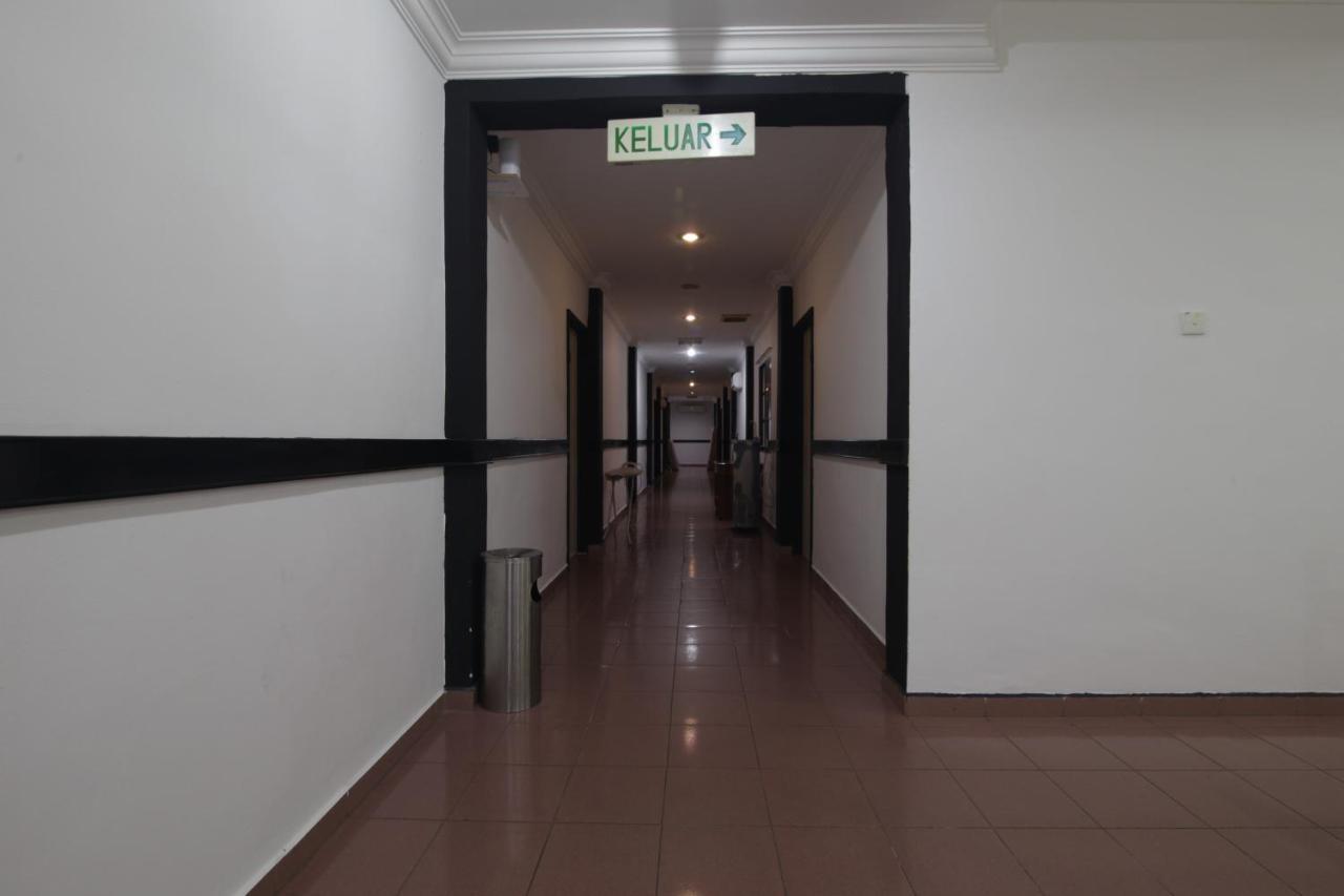 G City Hotel Teluk Intan Eksteriør billede