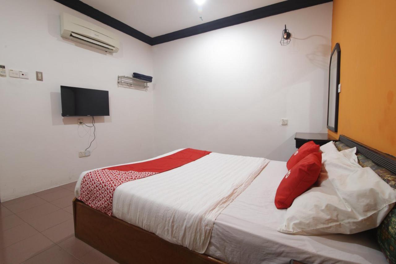 G City Hotel Teluk Intan Eksteriør billede